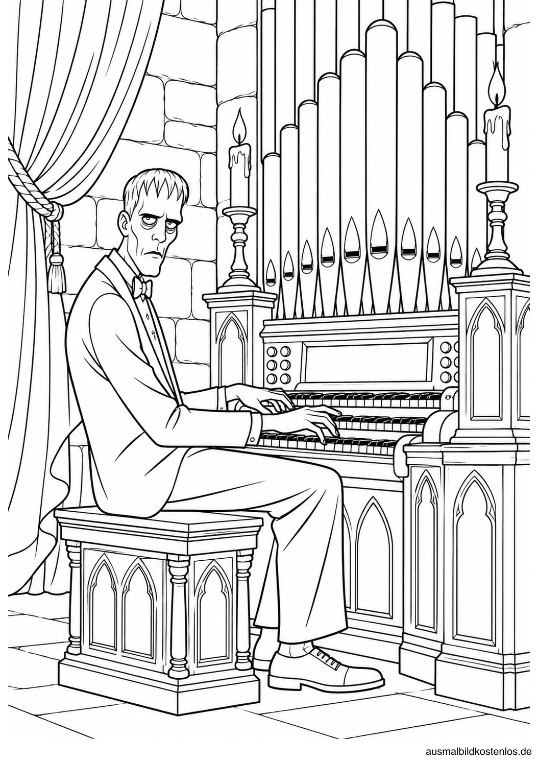 Lurch an einer großen Orgel mit Pfeifen, Kerzenhaltern und seitlichem Vorhang.
