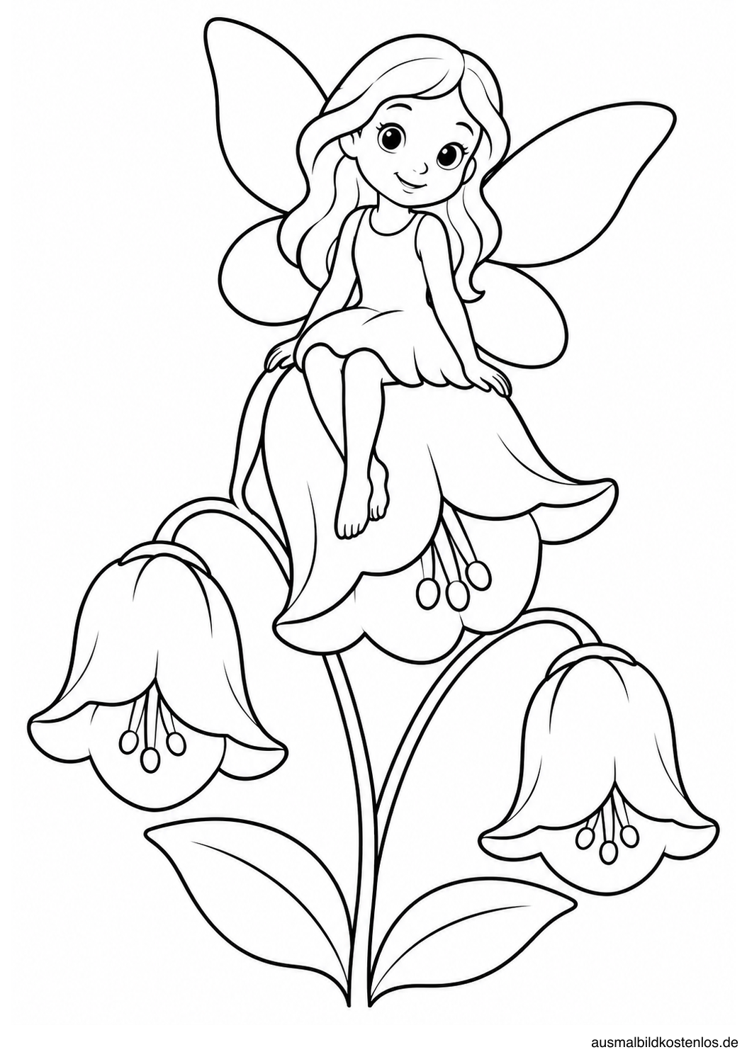 Blumenfee sitzt auf einer Glockenblume zwischen zwei weiteren Blüten und zwei großen Blättern.